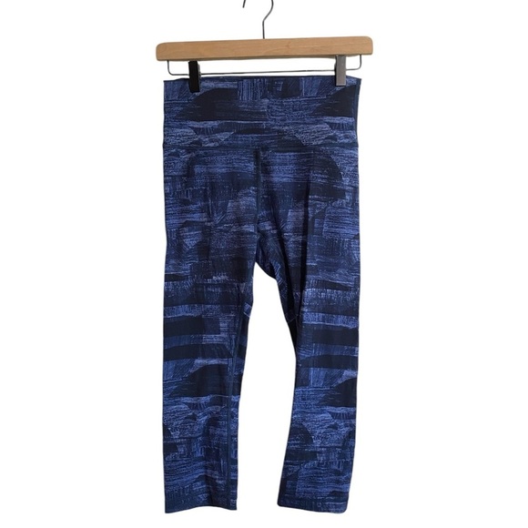 Lululemon Train Times Legging Cropped 8 - Picture 1 of 7